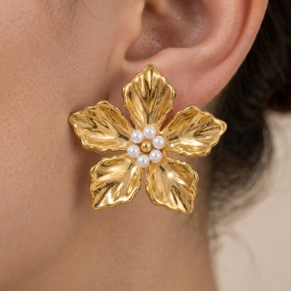 Aurelie Pearl Studs